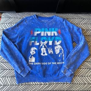 **SOLD** vintage pink floyd crewneck